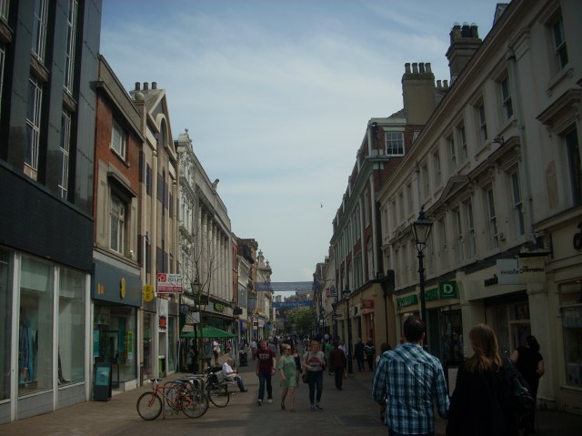 Hull's Old Town on a weekday afternoon